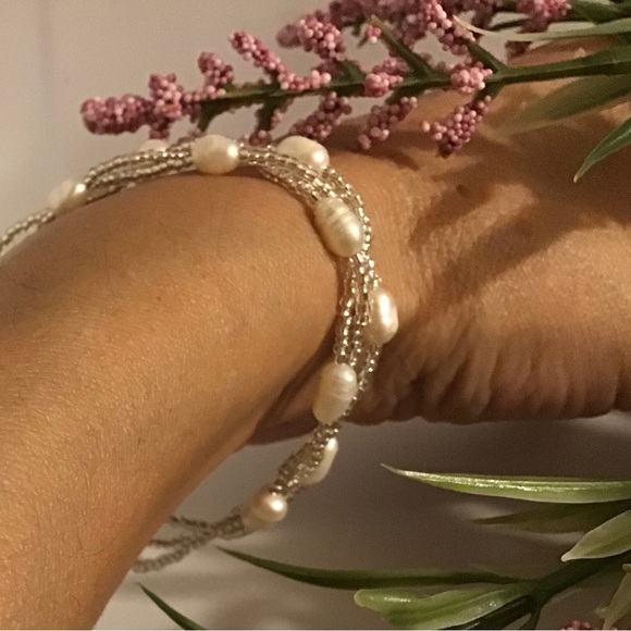 Freshwater Pearl Bracelet - Picture 4 of 8